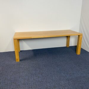 Vergadertafel, hout, eiken look, 220 x 90 cm.