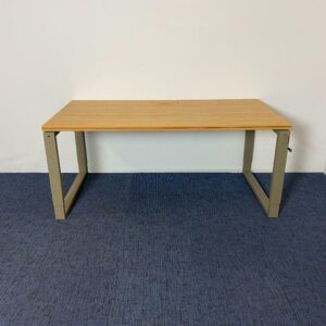 Directiebureau Ahrend (slinger), 180 x 90 cm.