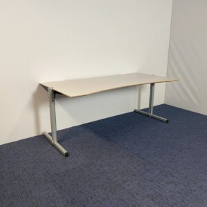 Cockpit bureau Gispen, 180 x 90/76 cm.