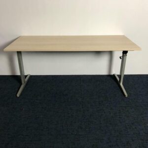 Bureau Aspa (slinger), 180 x 80 cm.