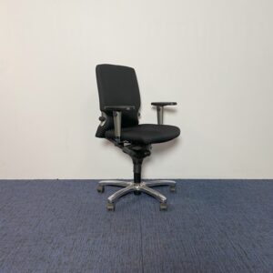 Bureaustoel Comforto 77, nieuw zwart gestoffeerd