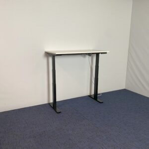 Zit/sta bureau (elektrisch), 120 x 60 cm.