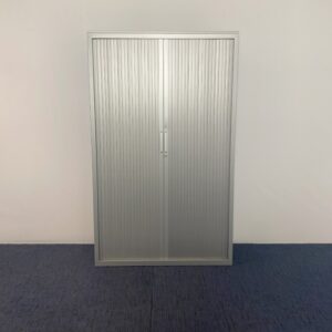 Roldeurkast Steelcase, H195 x B120 x D43 cm.