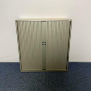 Roldeurkast Gispen Meta, H120 x B120 x D47 cm.