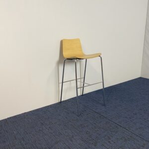 Barkruk, hout, chroom frame