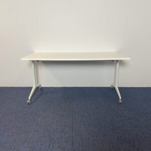 Verrijdbare/inklapbare vergadertafel, 160 x 80 cm.