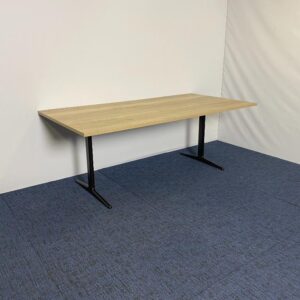 Vergadertafel Ahrend Mehes - diverse afmetingen / kleuren