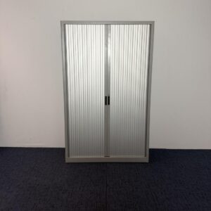 Roldeurkast Kembo, H195 x B120 x D45 cm.