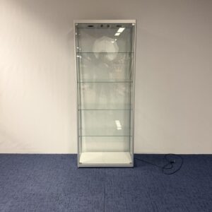 Glazen vitrinekast - H 200 x B 80 x D 40 cm.