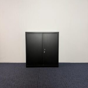 Klapdeurkast, H100 x B90 x D42 cm.