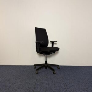 Bureaustoel Interstuhl JOYCEis3 model JC1N1