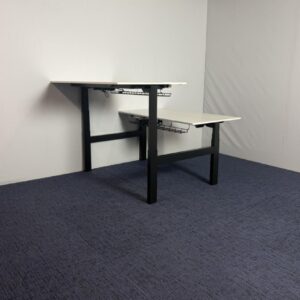 Bench zit/sta bureau Ahrend Balance (elektrisch), 140 x 170 cm.