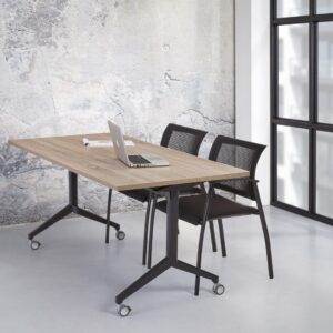 Nieuwe inklapbare tafels