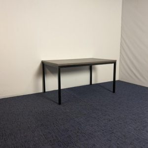 Kantinetafel Vepa, 140 x 90 cm.