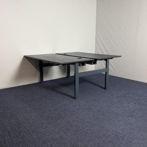 Bench bureau Ahrend Balance (slinger), 160 x 170 cm.