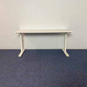 Bureau Voortman (slinger), 160 x 70 cm.